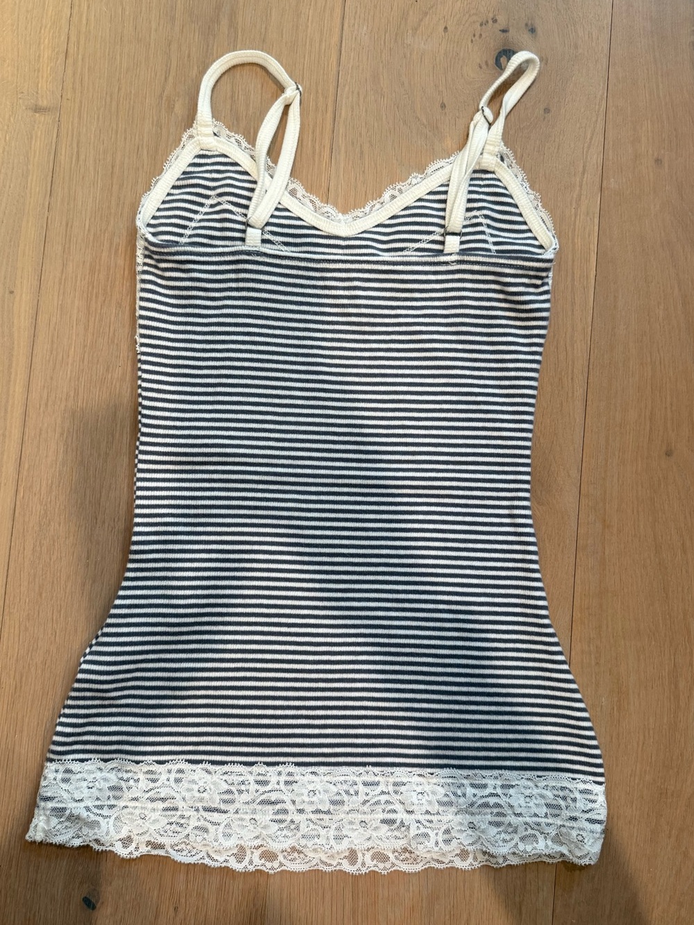 Hollister Black & White Striped Lace-Trim Cami - Picture 4 of 4